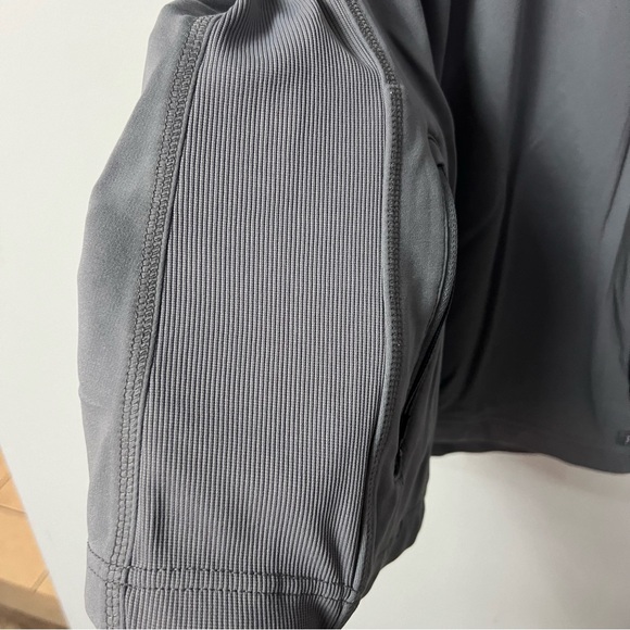 Jaanuu scrub top grey xl - Picture 7 of 7